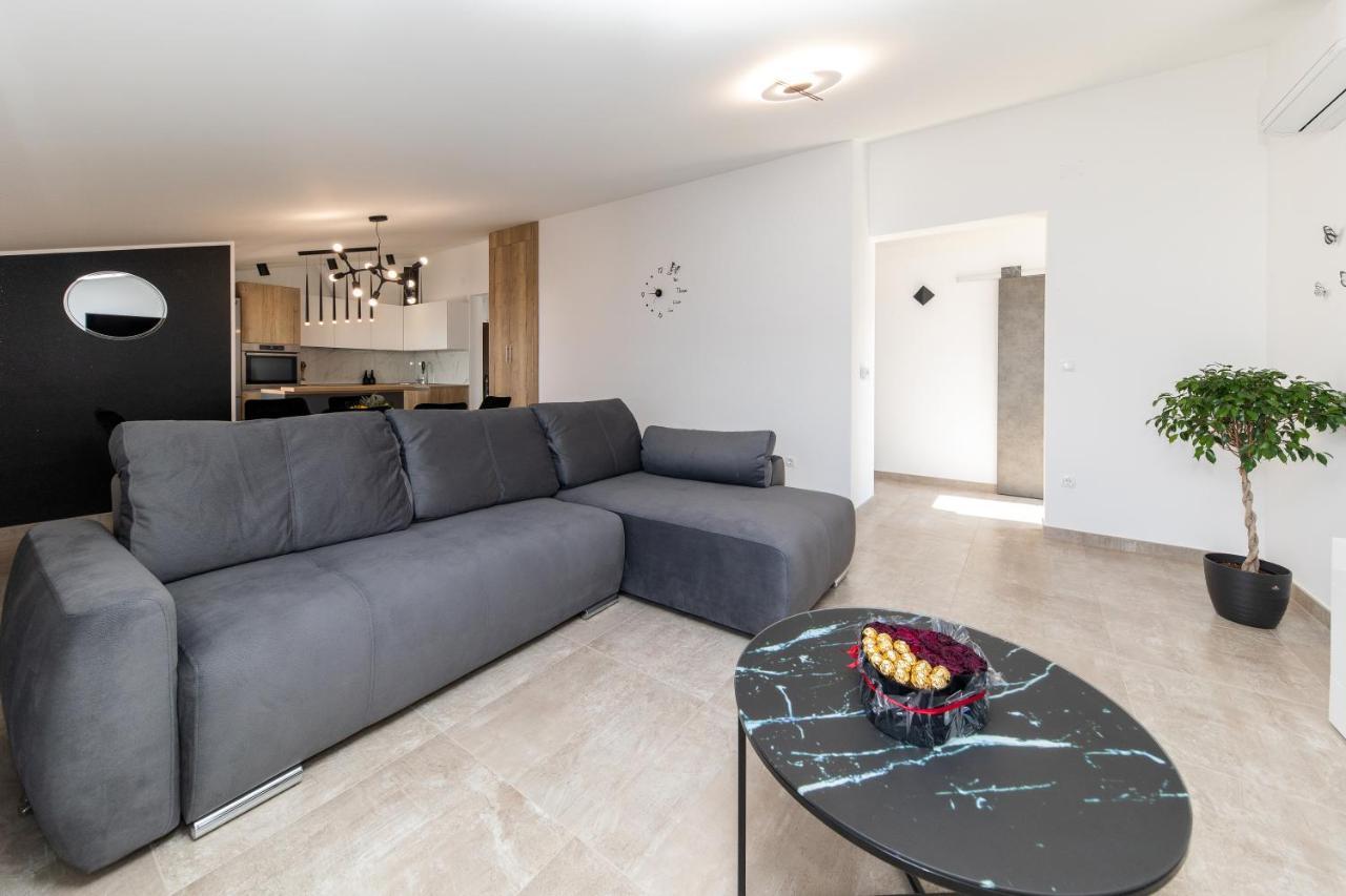 Apartman Gulin Crikvenica Exterior foto